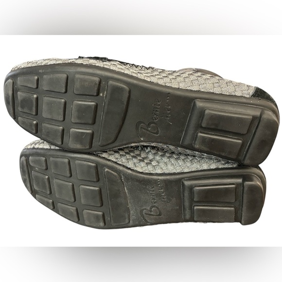 Bernie Mev Slipon Loafers Flats Shoes Size 37/6.5 Silver Metallic Black Comfort - Picture 9 of 10